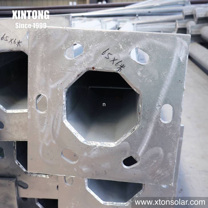 Outdoor Standing Pole Light